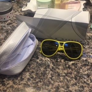 BRAND NEW Oakley sunglasses